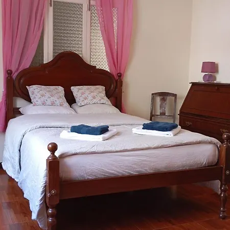 Yellow Owl Ii - Bedroom Iii