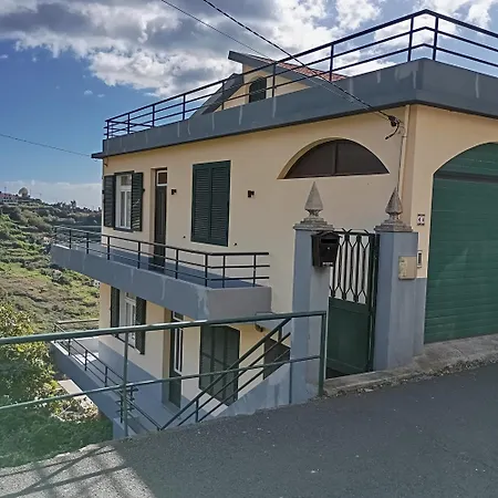 Yellow Owl Ii - Bedroom Iii