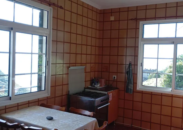 Yellow Owl Ii - Bedroom Iii